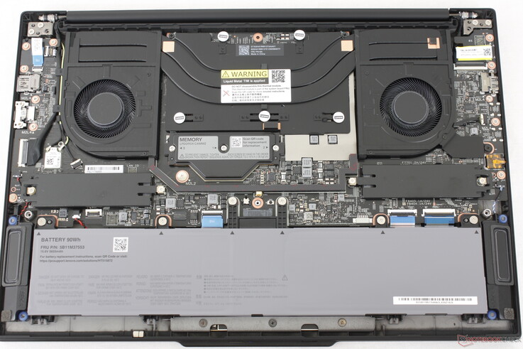 Le ThinkPad P1 Gen 8 est l'un des rares ordinateurs portables à prendre en charge la mémoire LPCAMM2