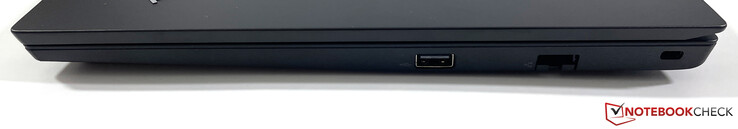 Côté droit : USB-A 2.0, Gigabit-Ethernet, fente de sécurité Kensington
