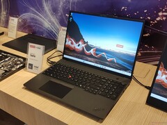 Le Lenovo ThinkPad T16 Gen 5.