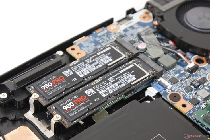 Les SSD PCIe4 x4 ne sont pas livrés avec des écarteurs de tête