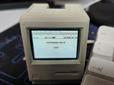 MacWrite sur le Pico Mac Nano fonctionne comme à l'époque.