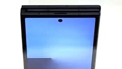 Selon Evan Blass, le premier téléphone portable triplé de Samsung sera commercialisé sous le nom de Galaxy Z TriFold. (Source de l'image : Omokgyo Electronics Market)