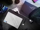 Le ROG Zephyrus G14 sera bientôt disponible avec un Ryzen 9 5900HS et un GeForce RTX 3060. (Source de l'image : ASUS)