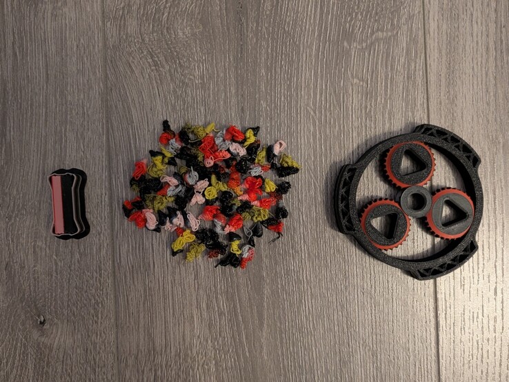 Purge tower, purge waste, et Gear fidget spinner.