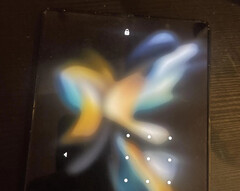 Le Galaxy Z Fold de cette année présentera toujours un pli d'affichage prononcé. (Source de l'image : u/ultima40)