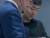 Qu'est-ce que Carl Pei avait à montrer au PDG de Qualcomm ? (Source : Evleaks via Twitter)