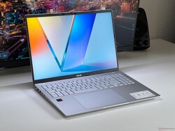 Le Vivobook S16 est un bon ordinateur portable de bureau à prix abordable