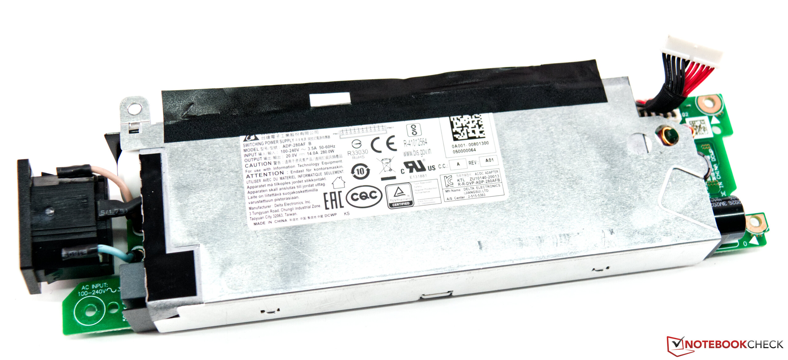 Test De L Asus Rog Xg Mobile Jeu Portable Avec Amd Ryzen 5980hs Et Geforce Rtx 3080 Notebookcheck Fr