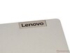 Le logo Lenovo est gravé sur une plaque d'aluminium.