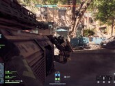 Battlefield 6 permet aux joueurs de s'accrocher aux chars pour une traversée plus rapide. (Source de l'image : Notebookcheck)