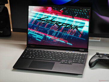 XMG Core 16 M25 (source de l'image : Notebookcheck)