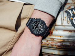 Casio a lancé les montres GA-010-1A1 (ci-dessus) et GD-010-1A1 en Europe. (Source de l'image : Casio)