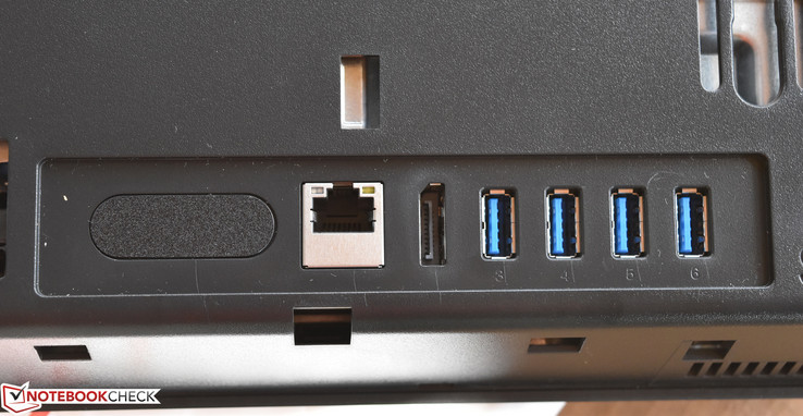 A l'arrière : Ethernet Gigabit, DisplayPort, 4 USB 3.1.