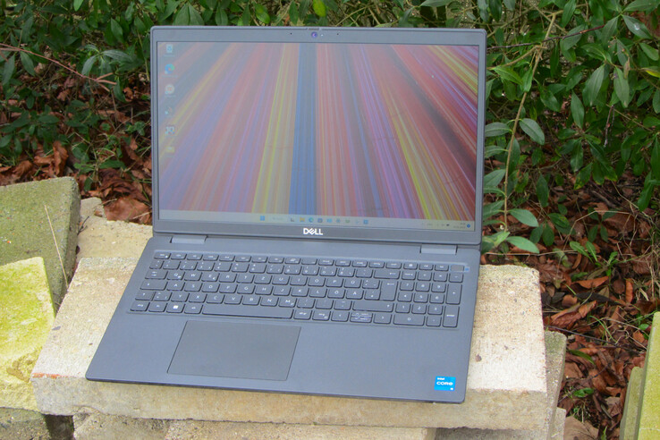 Test du Dell Latitude 3520 : le PC portable Core i5 offre une ...