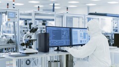 Le PC SFF ExpertCenter D7 d'Asus est conçu pour un fonctionnement durable. (Image Source : Asus)