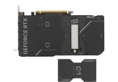 Le SSD se fixe facilement à l&#039;arrière du GPU (Image Source : Asus)