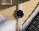 Garmin apuesta por mejorar la eficiencia de las pantallas OLED de sus smartwatches al tiempo que reduce los costes de fabricación. (Fuente de la imagen: Garmin) 