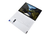 Test du Lenovo Yoga Slim 7i Carbon 13ITL5 : Tiger Lake avec des matériaux ultralégers