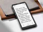 Le Dasung Link 2 affiche l'écran d'un smartphone sur une dalle E-Ink de 6,7 pouces.