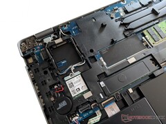 Dell Latitude 15 5511 - Créneaux horaires WWAN et RAM gratuits