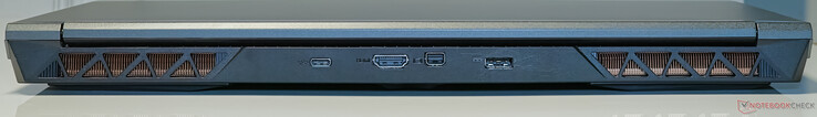 Arrière : USB 3.2 Gen2 Type-C (sortie d'alimentation), sortie HDMI, sortie mini-DisplayPort, entrée CC