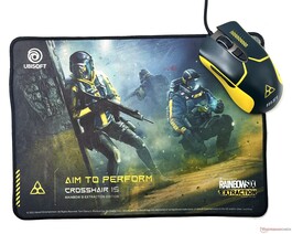 Rainbow Six : Extraction, tapis de souris et souris de jeu