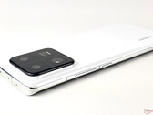 Le Xiaomi 14 Pro pourrait égaler les capacités de charge de son prédécesseur, le Xiaomi 13 Pro (photo). (Source de l'image : NotebookCheck)