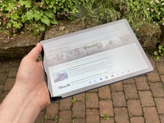 Utilisation en extérieur (luminosité totale de l'écran)