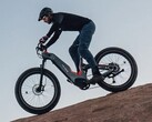 Le vélo électrique Heybike Hero est doté d'un cadre en fibre de carbone et d'un système de suspension intégrale. (Source de l'image : Heybike)