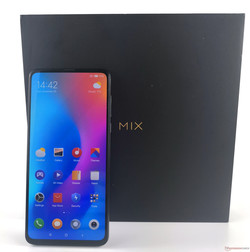 En test : le Xiaomi Mi Mix 3. Modèle de test fourni par TradingShenzhen.