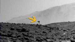 Le mystérieux « trépied de combat » de Curiosity sur Mars. Cet objet étrange n’apparaît que sur une seule image.