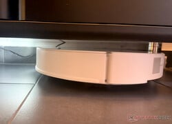 Qrevo Curv 2 Pro nettoie sous plus de meubles grâce à une tour laser rétractable