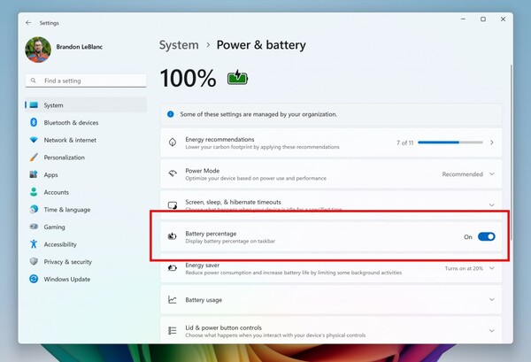 La dernière Build Insider de Windows 11 ajoute la prise en charge de l'affichage du pourcentage de la batterie dans la barre des tâches. (Source de l'image : Microsoft)