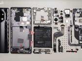 Le Huawei Mate 40 RS après le démantèlement. (Source : Bilibili via SeekDevice)