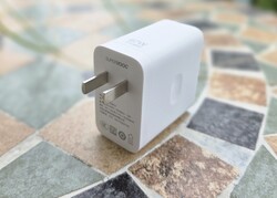 Chargeur de l'Oppo Pad 2 Pro