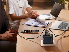 Le chargeur PicoGo AH11 140W GaN de Baseus (photo) est désormais disponible aux États-Unis. (Source de l'image : Baseus)