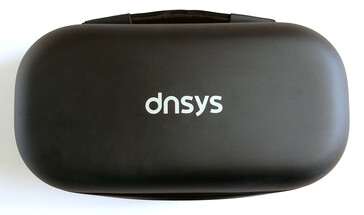 Boîtier rigide. (Source de l'image : Notebookcheck)