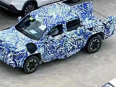 BYD testant son pick-up camouflé (image : Weibo)