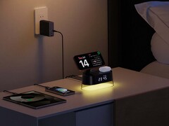 Le ChargeUltra G4 permet de recharger plusieurs appareils et fait également office de veilleuse.