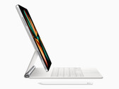 Le nouvel iPad Pro est équipé du processeur M1 optimisé pour le Mac de Apple et prend en charge jusqu'à 16 Go de RAM, ce qui le rend plus proche du Mac que jamais. (Image : Apple)