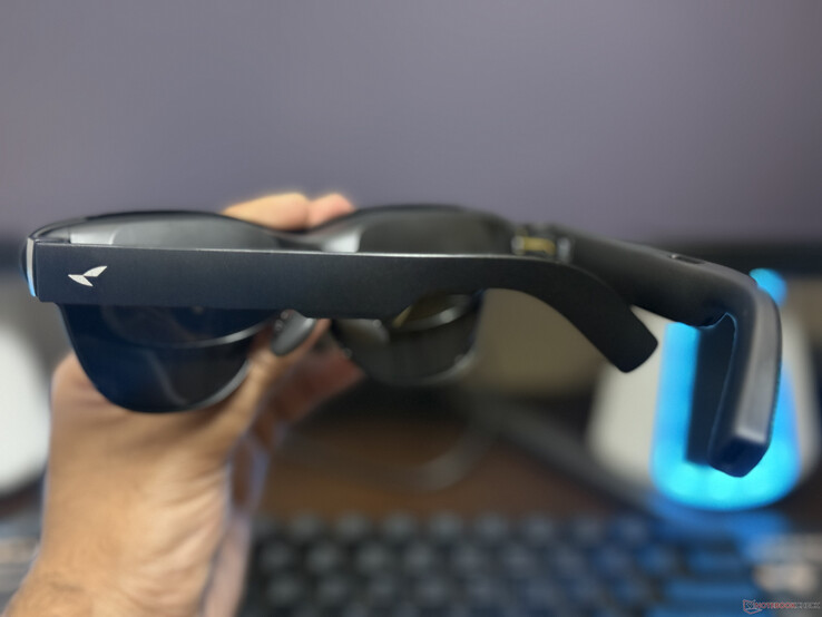 Vue latérale du RayNeo Air 4 Pro