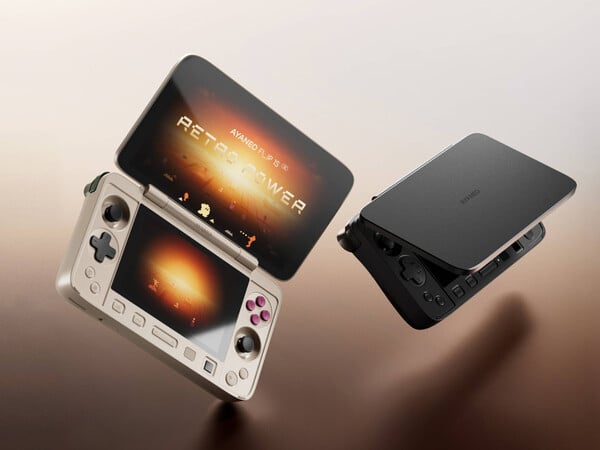 L'Ayaneo Flip 1S DS à titre de comparaison. (Source de l'image : Ayaneo)