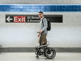 Le vélo électrique Dahon K-Feather est doté d'un système de pliage en trois étapes (Source : Dahon)