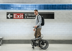 Le vélo électrique Dahon K-Feather est doté d&#039;un système de pliage en trois étapes (Source : Dahon)