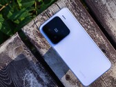 Le Xiaomi 17 succédera directement au Xiaomi 15. Photo - Xiaomi 15 (Image Source : Vetrax Arrogant TV on Weibo)