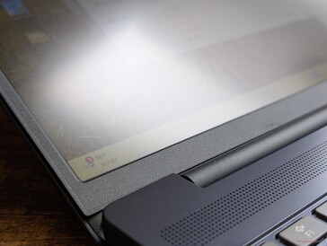 Écran tactile disponible uniquement sur certaines options IPS