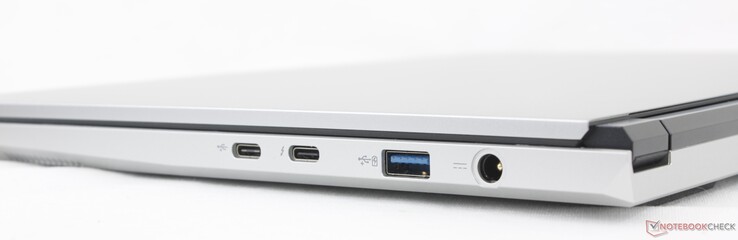 À droite : USB-C 3.2 Gen. 2 avec Power Delivery, USB-C Thunderbolt 4 avec DisplayPort 2.1 + Power Delivery, USB-A 3.2 Gen. 2, adaptateur CA