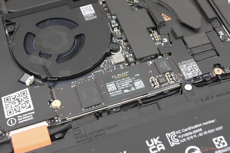 Prend en charge un seul SSD M.2 2280
