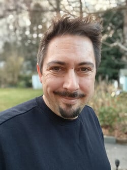 Selfie avec le Poco F8 Pro