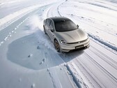 Véhicule électrique équipé d'une batterie au Na ion CATL lors d'essais par temps froid.